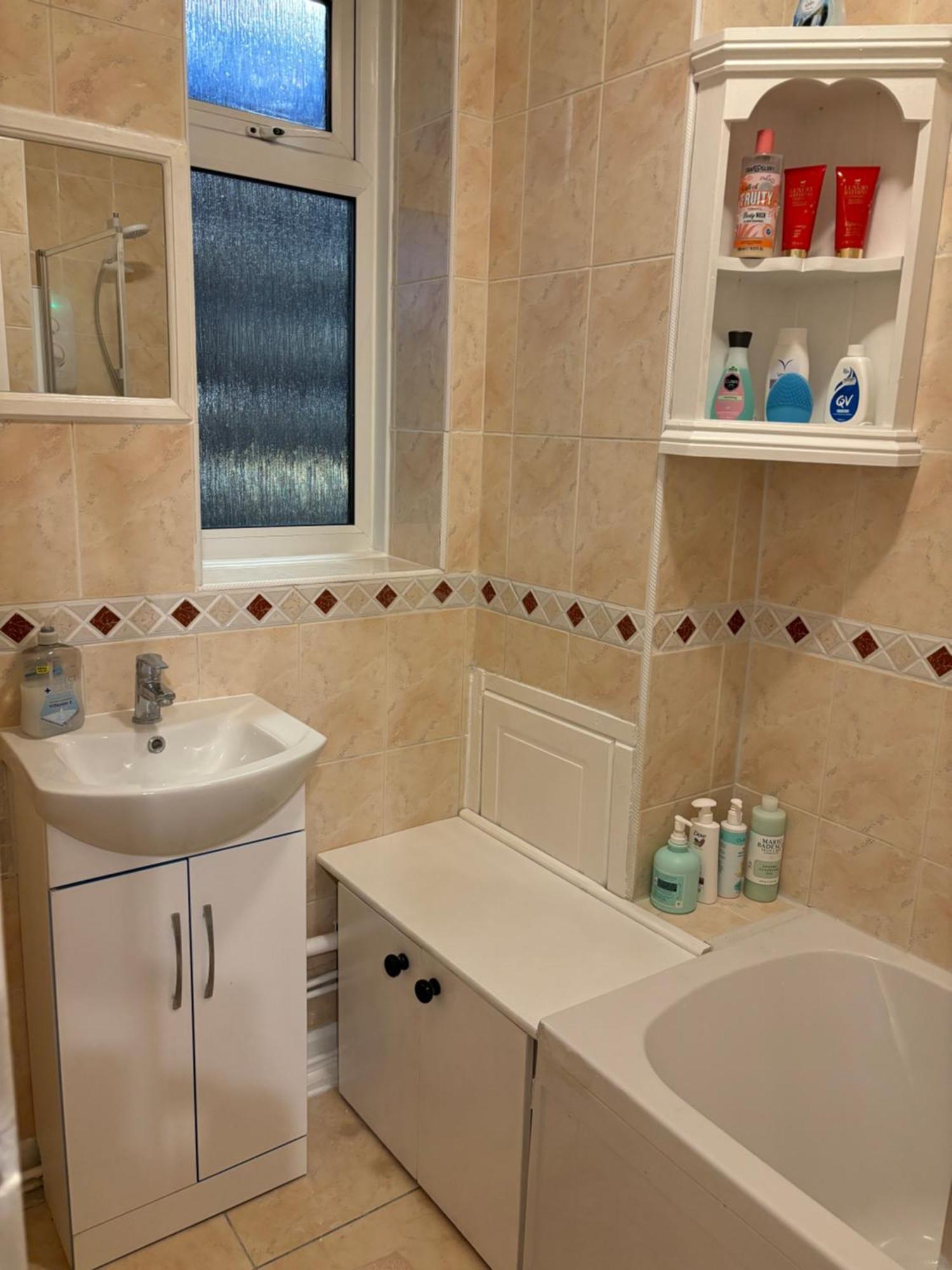 Bright 2 Bedroom Flat Close To Centre * Londres