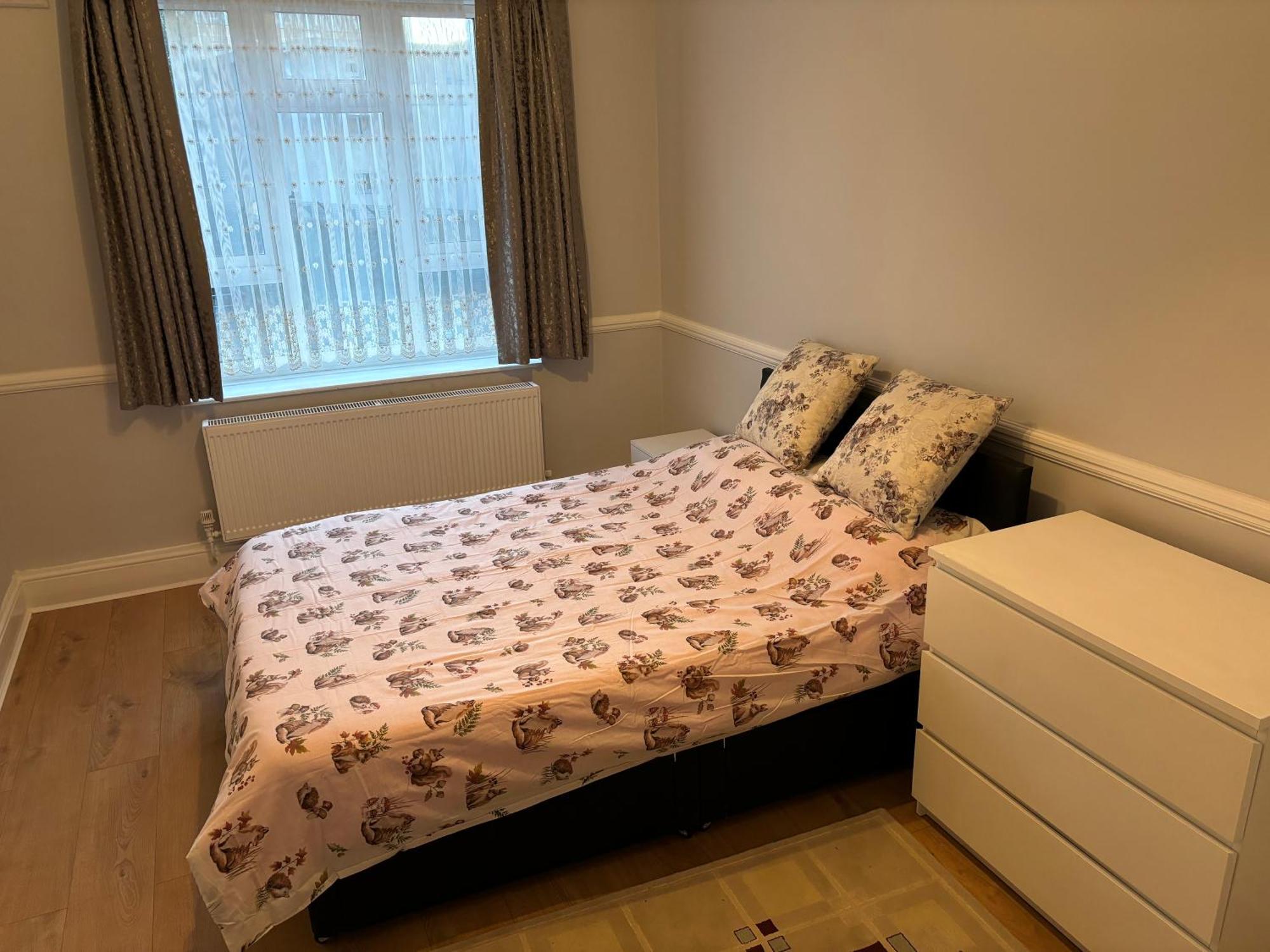 Bright 2 Bedroom Flat Close To Centre Londres